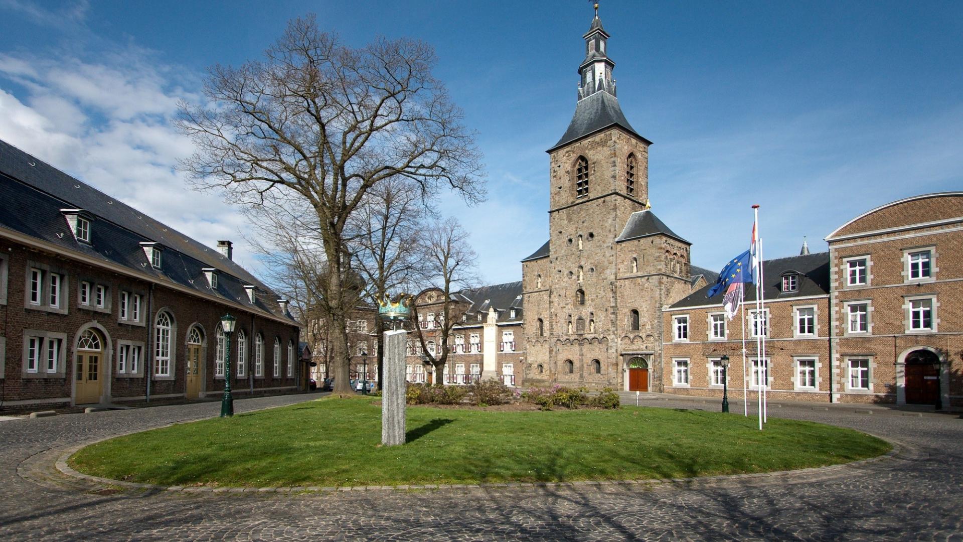 Dagaanbieding - 3 of 4 dagen in een prachtig abdijhotel in Zuid-Limburg incl. 3-gangendiner en meer! dagelijkse koopjes